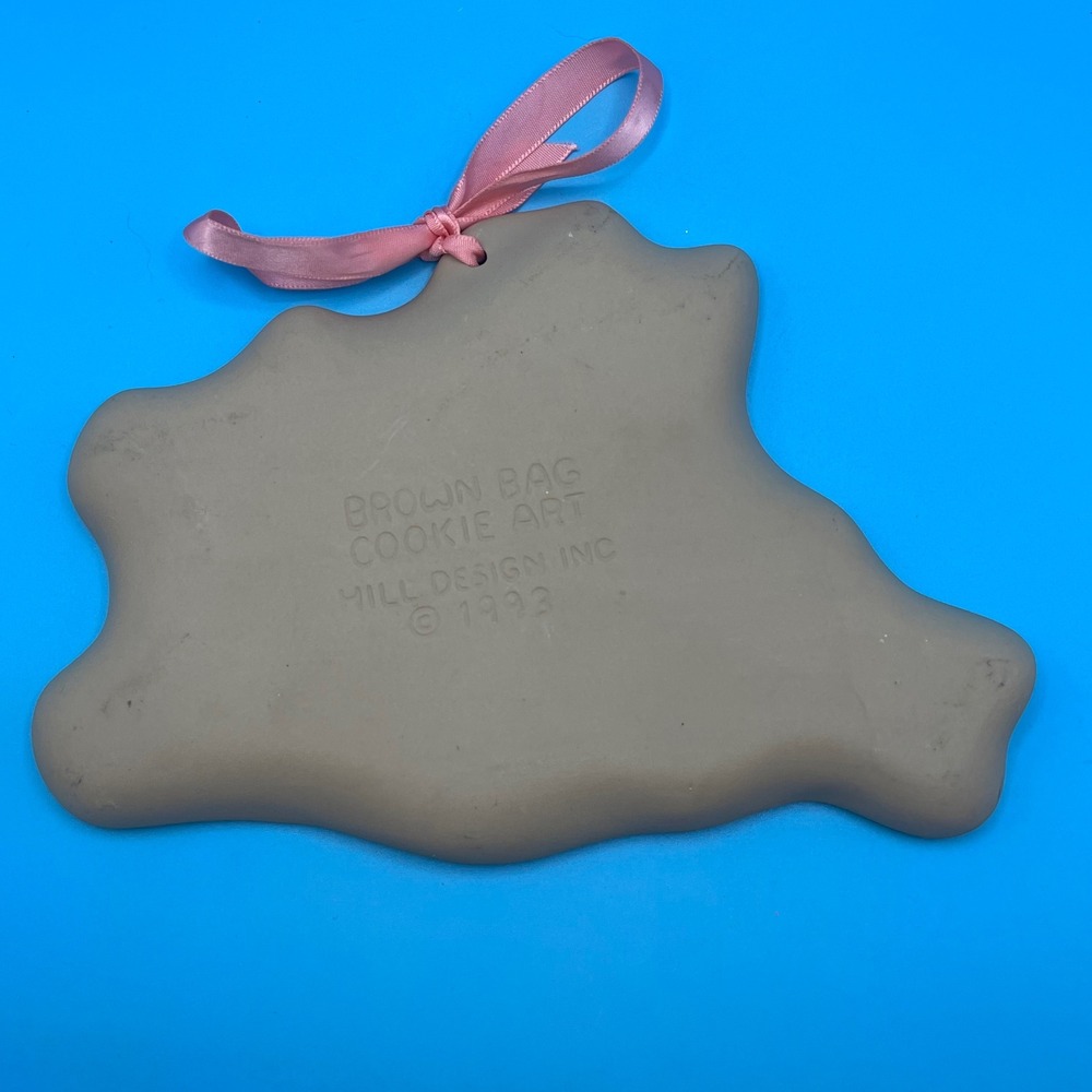 Brown Bag Cookie Mold Art Flying Pig Stoneware Vintage 1993 Whimsical Decor - Picture 4 of 6